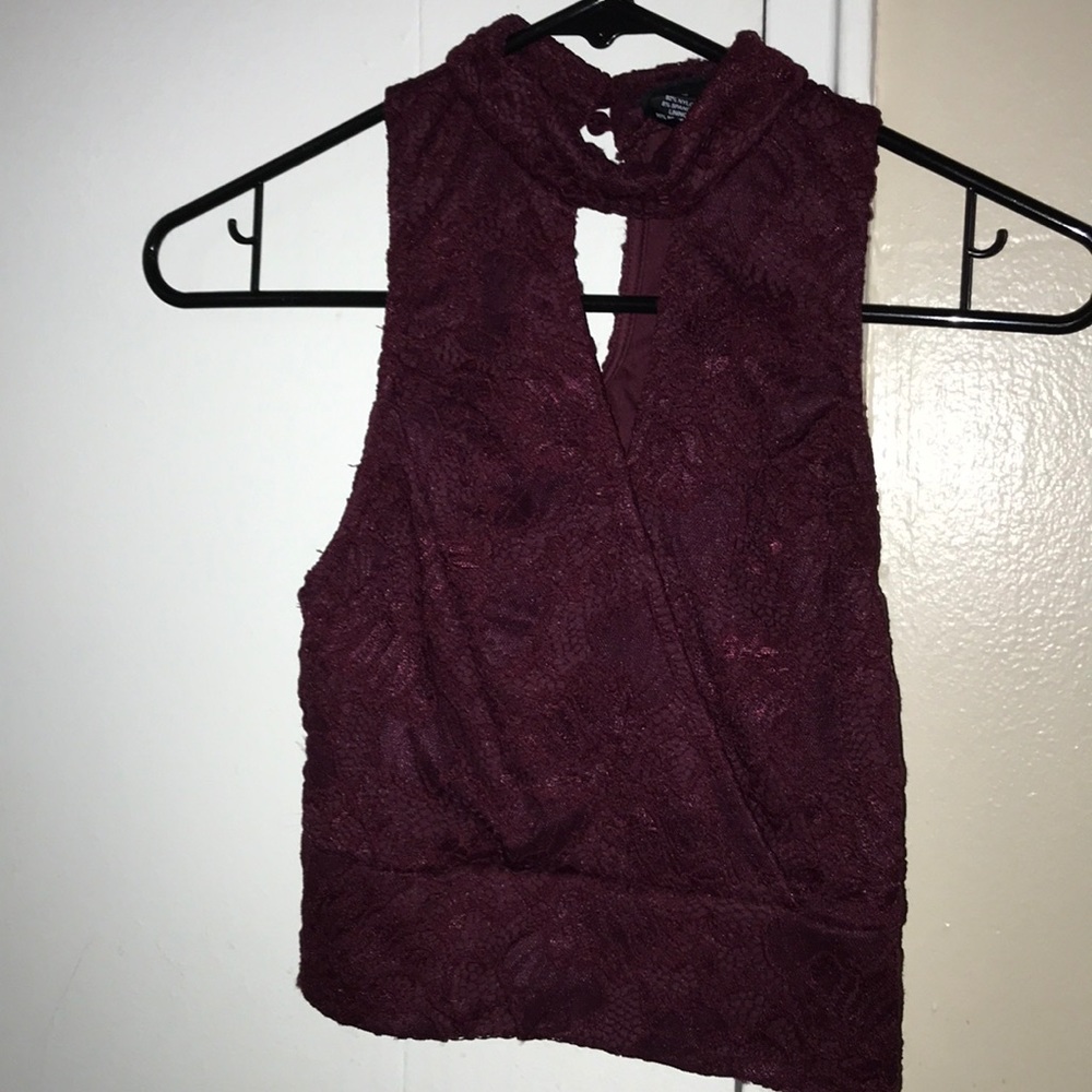 BEAUTIFUL lacey crop top - Picture 1 of 3